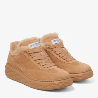 Adidași joși Diamond Maxi Retro M din piele de căprioară de culoare caramel, cu blană de oaie