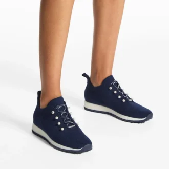 Adidași Veles din tricot melanj de cașmir în nuanțe marine, cu nasturi din perle