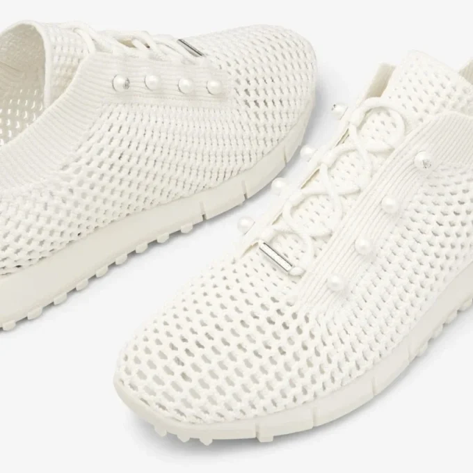 Adidași Veles Latte din tricot croșetat, cu talpă joasă și perle