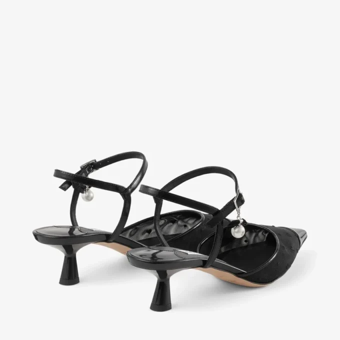 Aren Sling Back 45 Pantofi cu baretă din piele Spazzolato neagră și plasă cu inimioare, cu pandantiv cu perle