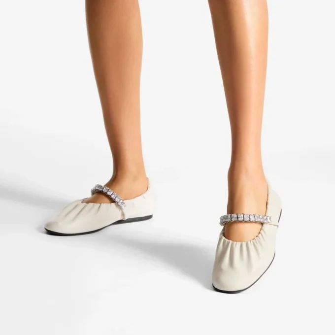 Balerini Jade din piele nappa moale de culoare latte, cu curea cu cristale Balerini Jade din piele nappa moale de culoare latte, cu curea cu cristale