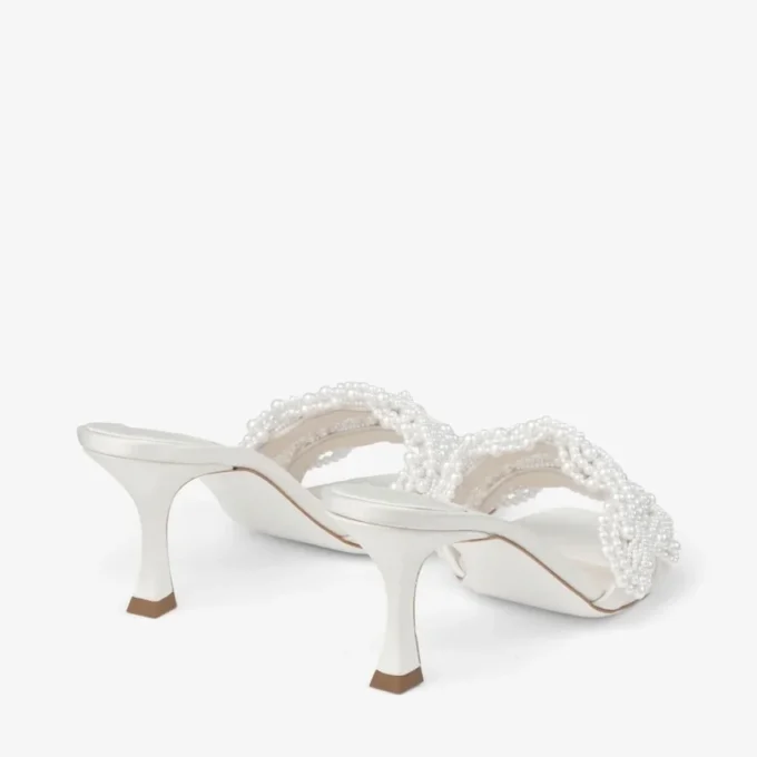 Cary Mule 70 Sandale mule din satin de culoare Ivory cu ornamente din perle