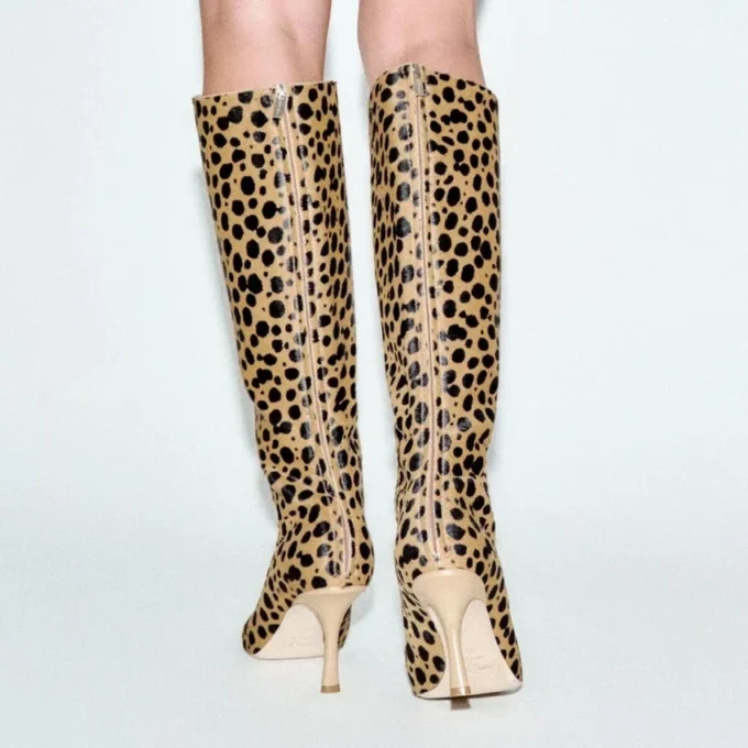 Cizme până la genunchi Gloria 85 Cizme până la genunchi din piele de ponei cu imprimeu natural de ghepard Cizme până la genunchi Gloria 85 Cizme până la genunchi din piele de ponei cu imprimeu natural de ghepard