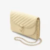 Clutch Curve Clutch din piele Biker matlasată, culoare Buttermilk Clutch Curve Clutch din piele Biker matlasată, culoare Buttermilk