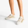 Diamond Light Flex F Adidași din piele mixtă aurie și latte și plasă țesută metalică Diamond Light Flex F Adidași din piele mixtă aurie și latte și plasă țesută metalică