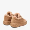 Diamond Maxi Retro F Adidași joși din piele de căprioară velurată de culoare caramel, cu garnitură din piele de oaie Diamond Maxi Retro F Adidași joși din piele de căprioară velurată de culoare caramel, cu garnitură din piele de oaie