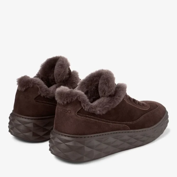 Diamond Maxi Retro M Adidași joși din piele de căprioară catifelată de culoare ciocolată, cu garnitură din piele de oaie