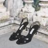 Elsy 70 Sandale din piele Nappa neagră cu baretă încrucișată Elsy 70 Sandale din piele Nappa neagră cu baretă încrucișată