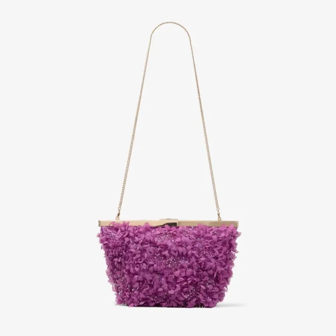 Ganache Violet Orchid Clutch din satin cu broderie în formă de petale