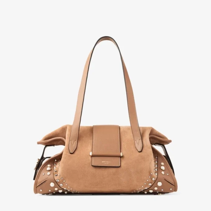 Geantă Bar Holdall Medium din piele de căprioară de culoare caramel, cu finisaje din piele Biker și ținte din perle Geantă Bar Holdall Medium din piele de căprioară de culoare caramel, cu finisaje din piele Biker și ținte din perle