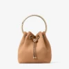Geantă Bon Bon din piele de căprioară de culoare caramel cu închidere cu sferă metalică