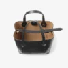 Geantă de mână Diamond Tote mică, din piele de vițel neagră Geantă de mână Diamond Tote mică, din piele de vițel neagră