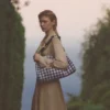 Geantă de umăr Callie Maxi din rafie cu imprimeu gingham în culori marine, cu curea detașabilă din piele nappa țesută Geantă de umăr Callie Maxi din rafie cu imprimeu gingham în culori marine, cu curea detașabilă din piele nappa țesută