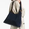 Geantă de umăr Diamond Hobo Medium din piele de căprioară de culoare marină