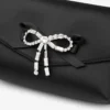 Geantă mini cu fundă moale Geantă mini din satin negru cu fundă din cristal Geantă mini cu fundă moale Geantă mini din satin negru cu fundă din cristal
