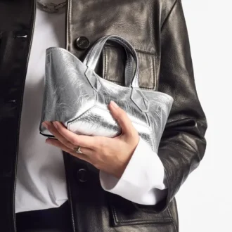 Geantă mini Diamond Tote din piele metalizată argintie vintage