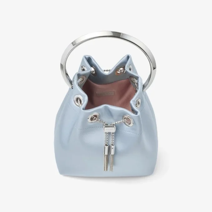 Geantă tip sac Bon Bon din satin albastru gheață