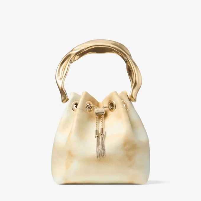 Geantă tip sac din piele Tie Dye Bon Bon Natural Mix cu mâner sculptat Geantă tip sac din piele Tie Dye Bon Bon Natural Mix cu mâner sculptat