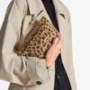 Gență de mână Ganache din piele de ponei cu imprimeu leopard natural Gență de mână Ganache din piele de ponei cu imprimeu leopard natural