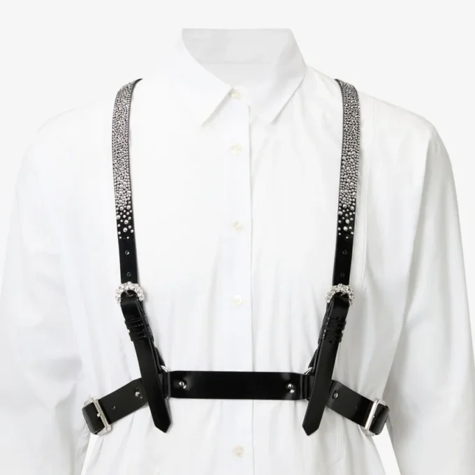 Jimmy Choo Noir Kei Ninomiya Crystals Harness Ham din piele neagră lucioasă cu ornamente din cristale aplicate la cald Jimmy Choo Noir Kei Ninomiya Crystals Harness Ham din piele neagră lucioasă cu ornamente din cristale aplicate la cald
