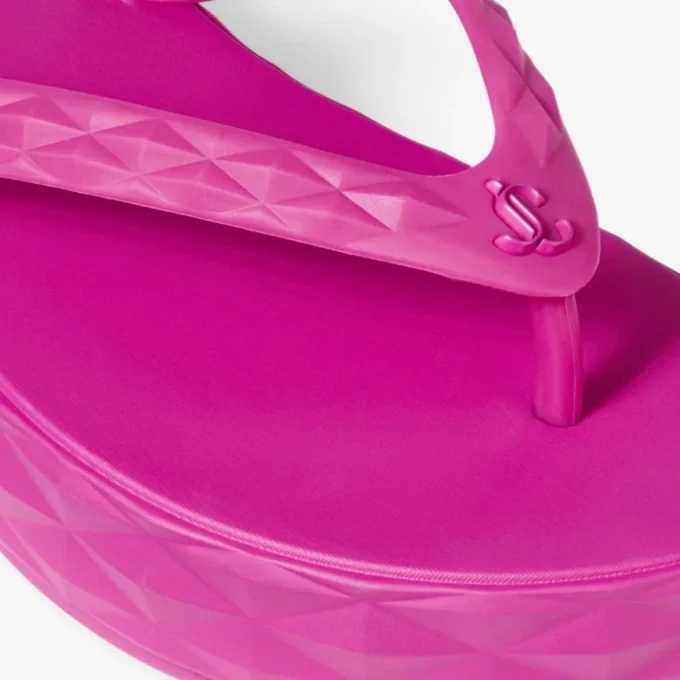 Șlapi cu diamante, fucsia, din cauciuc Șlapi cu diamante, fucsia, din cauciuc