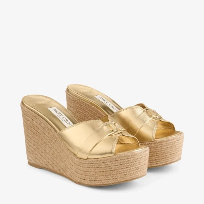 Leda Wedge 100 Mule cu platformă din piele nappa metalizată aurie Leda Wedge 100 Mule cu platformă din piele nappa metalizată aurie