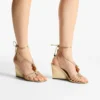 Lova Wedge 85 Pantofi cu toc înalt din piele nappa metalizată aurie cu mărgele Lova Wedge 85 Pantofi cu toc înalt din piele nappa metalizată aurie cu mărgele
