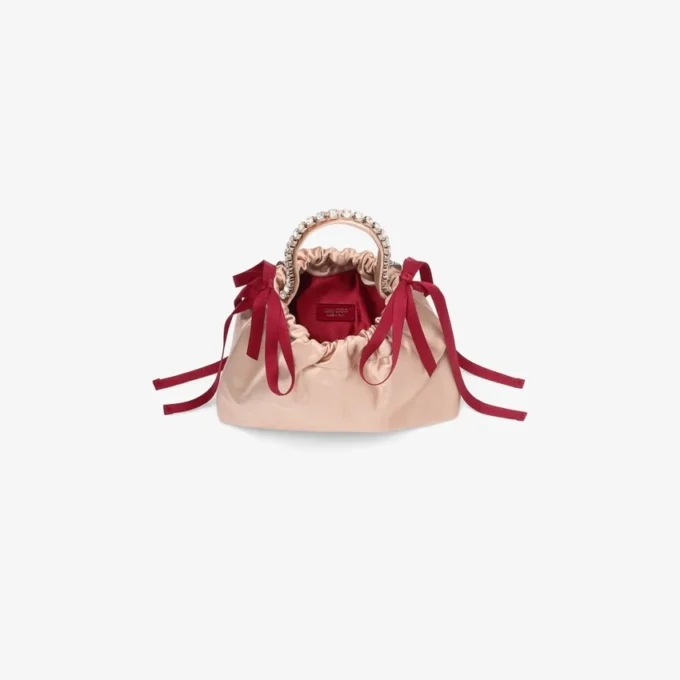 Mini geantă de umăr din satin negru cu mâner superior și cordon de strângere, în nuanțe de macaron și roșu rubiniu Mini geantă de umăr din satin negru cu mâner superior și cordon de strângere, în nuanțe de macaron și roșu rubiniu