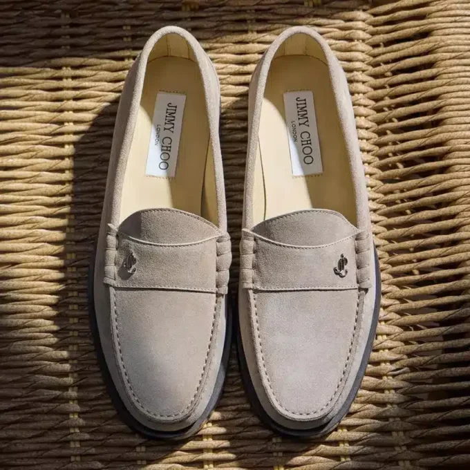 Mocasini Ethan din piele de căprioară velurată de culoare piatră