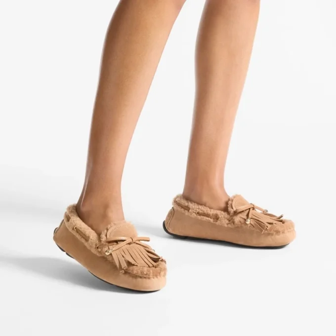Mocasini Manon F din piele de căprioară catifelată de culoare caramel, cu căptușeală din piele de oaie Mocasini Manon F din piele de căprioară catifelată de culoare caramel, cu căptușeală din piele de oaie