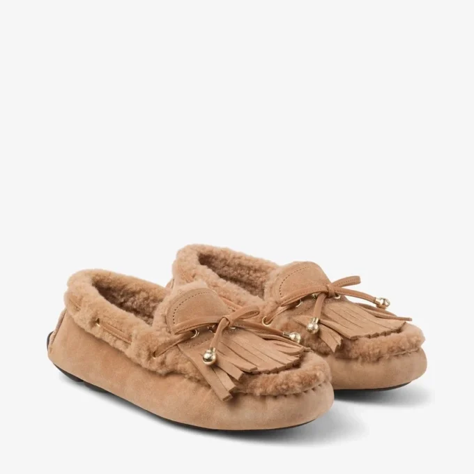 Mocasini Manon F din piele de căprioară catifelată de culoare caramel, cu căptușeală din piele de oaie Mocasini Manon F din piele de căprioară catifelată de culoare caramel, cu căptușeală din piele de oaie