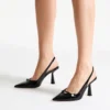 Pantofi cu baretă din piele nappa lăcuită neagră Amita 85 Pantofi cu baretă din piele nappa lăcuită neagră Amita 85
