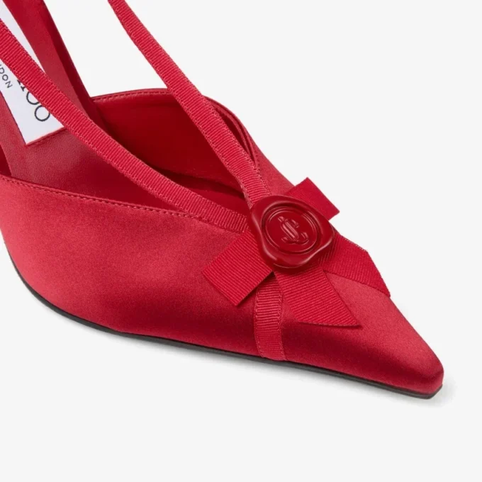 Pantofi cu baretă Faya 95 din satin roșu rubiniu și grosgrain Pantofi cu baretă Faya 95 din satin roșu rubiniu și grosgrain