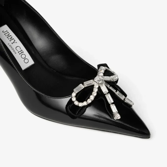 Pantofi cu toc Auria 70 negri din piele moale spazzolato, cu fundă din catifea și cristale Pantofi cu toc Auria 70 negri din piele moale spazzolato, cu fundă din catifea și cristale