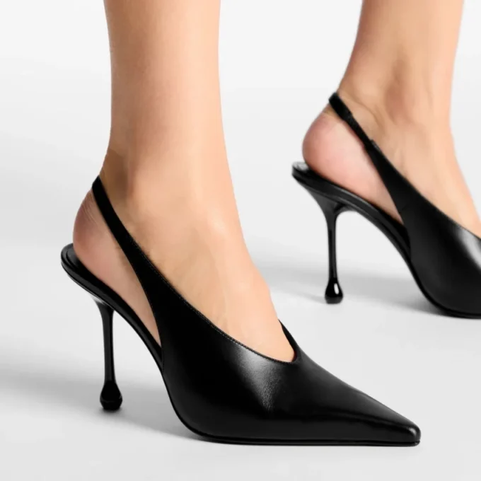 Pantofi cu toc Isa 95 din piele neagră Pantofi cu toc Isa 95 din piele neagră