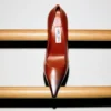 Pantofi cu toc Ixia 95 din piele Spazzolato vopsită cu spray în nuanța Cognac Pantofi cu toc Ixia 95 din piele Spazzolato vopsită cu spray în nuanța Cognac