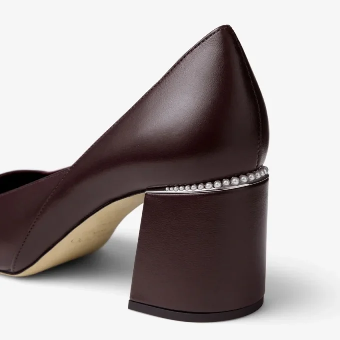 Pantofi cu toc Jenson 65 din piele nappa lăcuită de culoare Merlot intens Pantofi cu toc Jenson 65 din piele nappa lăcuită de culoare Merlot intens