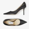 Pantofi cu toc Love 85 din piele de vițel neagră cu emblemă Jc