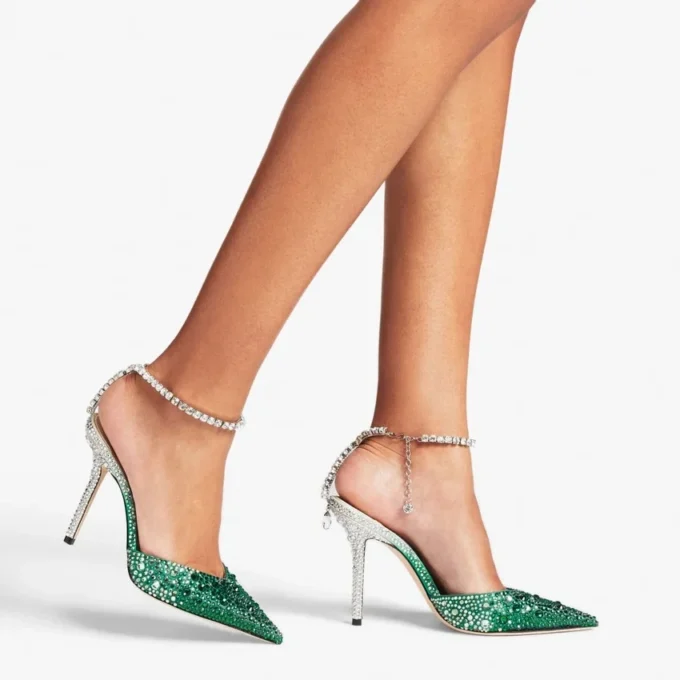 Pantofi cu toc înalt Saeda 100 din satin smarald cu cristale