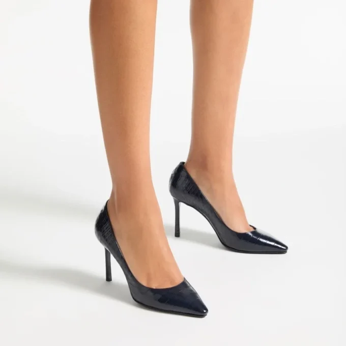 Pantofi cu toc Romy 85 din piele cu imprimeu de crocodil Pantofi cu toc Romy 85 din piele cu imprimeu de crocodil