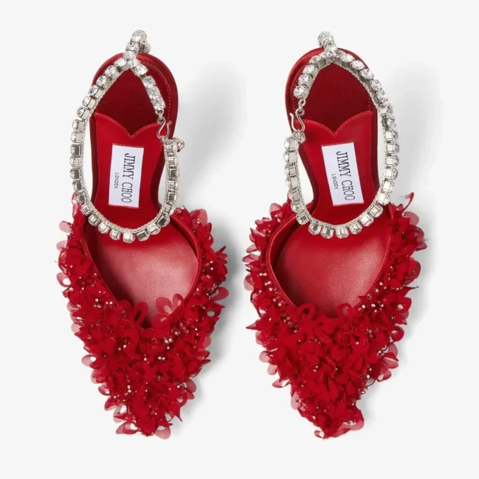 Pantofi cu toc stiletto Saeda 100 din plasă roșu rubiniu cu broderie în formă de petale Pantofi cu toc stiletto Saeda 100 din plasă roșu rubiniu cu broderie în formă de petale