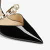 Pantofi cu vârf ascuțit Aurelie 85 din piele lăcuită neagră, cu ornamente din perle Pantofi cu vârf ascuțit Aurelie 85 din piele lăcuită neagră, cu ornamente din perle