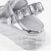 Pantofi sport Diamond Sling din piele metalizată argintie cu curea cu cristale Pantofi sport Diamond Sling din piele metalizată argintie cu curea cu cristale