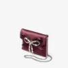 Portcard moale cu lanț Portcard din satin de culoare merlot închis cu fundă cu cristale Portcard moale cu lanț Portcard din satin de culoare merlot închis cu fundă cu cristale