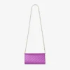 Portofel Curve cu lanț Lanț de portofel din satin matlasat Violet Orchid cu bară Jc din cristal Portofel Curve cu lanț Lanț de portofel din satin matlasat Violet Orchid cu bară Jc din cristal