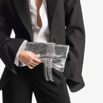 Pungă de mână Zandra din piele metalizată vintage argintie Pungă de mână Zandra din piele metalizată vintage argintie