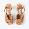 Sandale cu platformă Heloise 120 din piele de căprioară de culoare caramel Sandale cu platformă Heloise 120 din piele de căprioară de culoare caramel