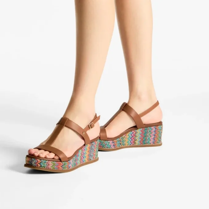 Sandale cu platformă Theia 60 din rafie multicoloră în model chevron Sandale cu platformă Theia 60 din rafie multicoloră în model chevron