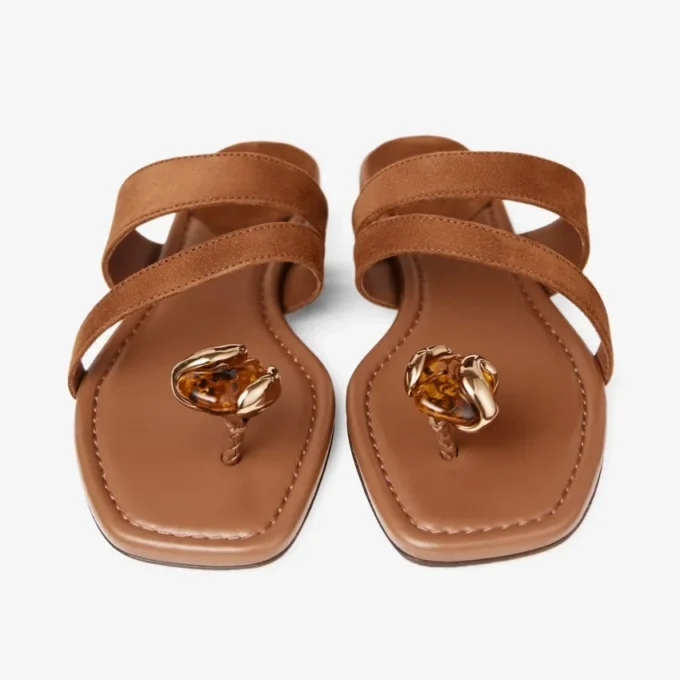 Sandale plate Emeri din piele de căprioară de culoare bej și chihlimbar Sandale plate Emeri din piele de căprioară de culoare bej și chihlimbar