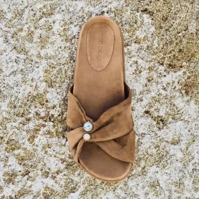 Sandale plate Rafi din piele de căprioară de culoare caramel Sandale plate Rafi din piele de căprioară de culoare caramel